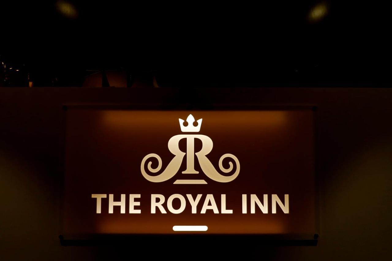 Hotel The Royal Inn Baramati Экстерьер фото