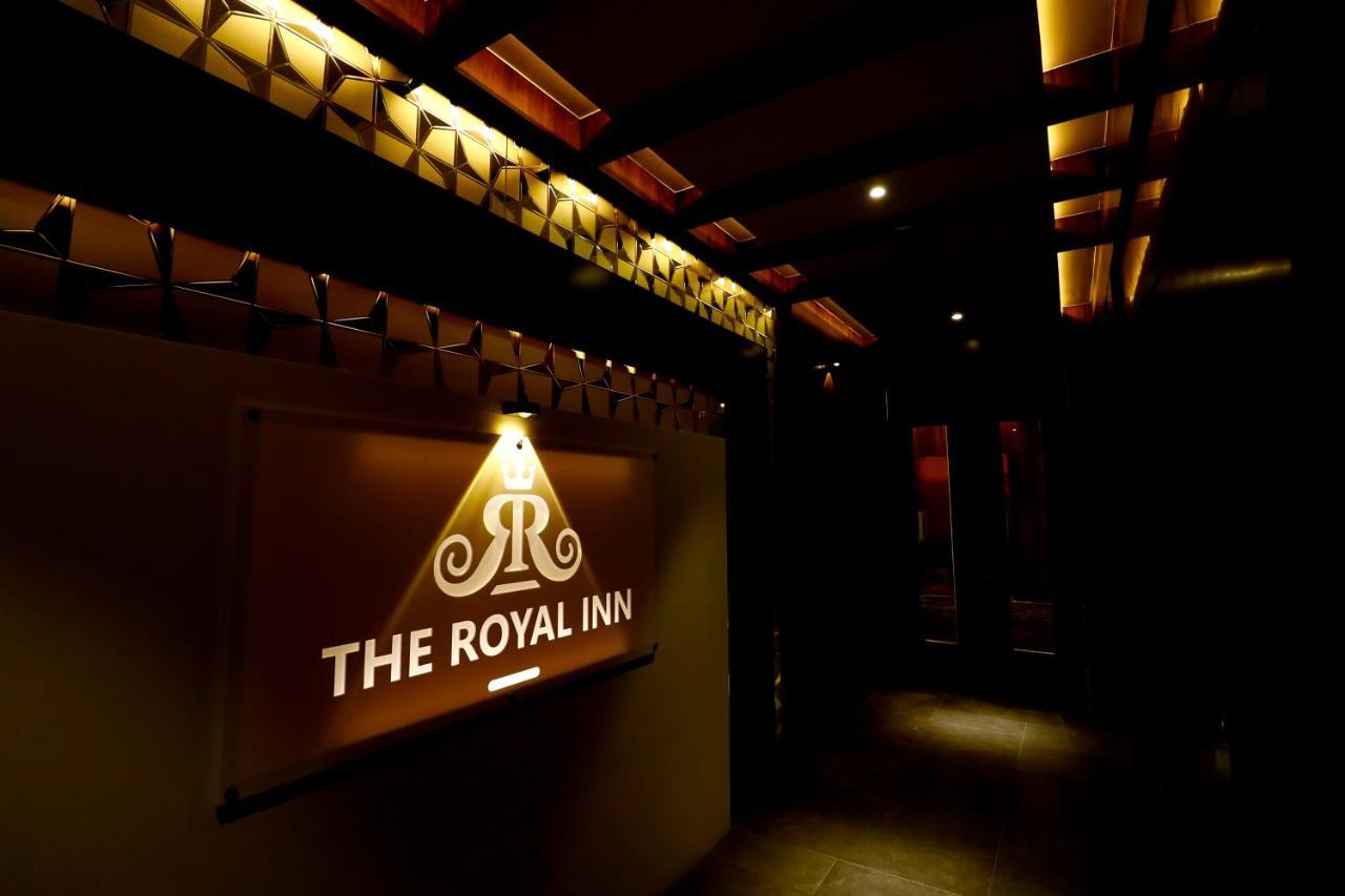 Hotel The Royal Inn Baramati Экстерьер фото